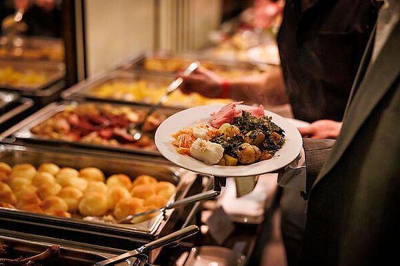 Grünkohlbuffet im Schmidt